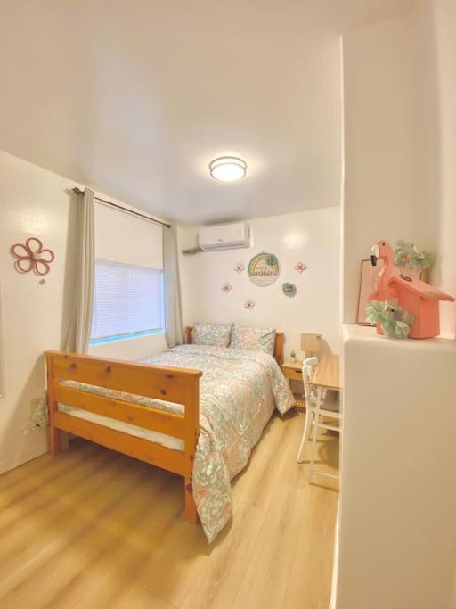 Pink Cozy House 2 Bedrooms Rosemead Extérieur photo